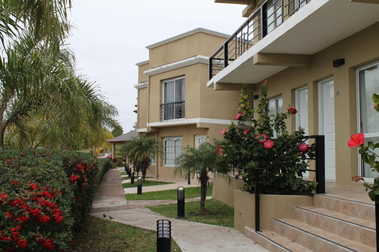 Brisas Del Lago Apart Y Hotel Federación Eksteriør billede